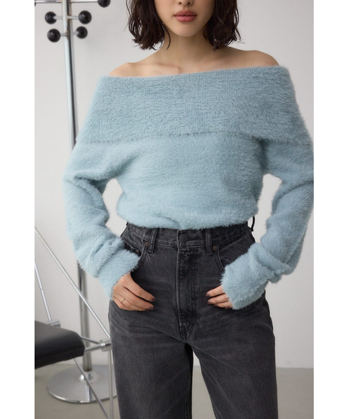 モヘヤライクオフショルダーニット