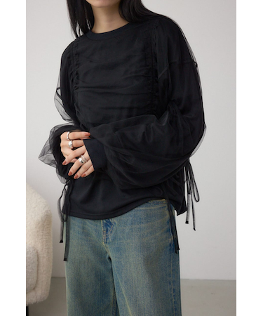 チュールレイヤードトップス