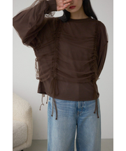 チュールレイヤードトップス