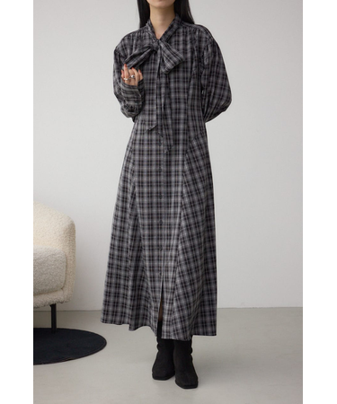 チェックボウタイワンピース