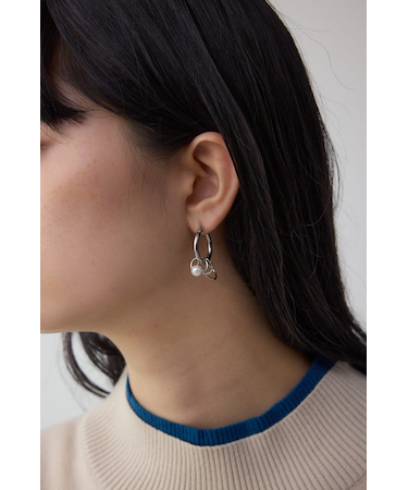 マルチモチーフミニフープピアス