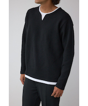 ジオメトリック柄トップス