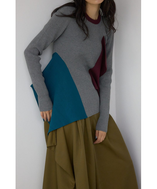 【PLUS】アシンメトリードレープニット