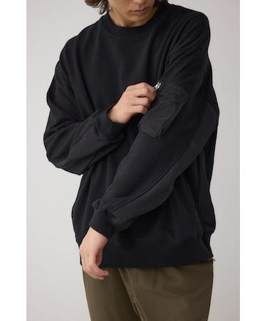 ユーティリティポケット付きプルオーバー