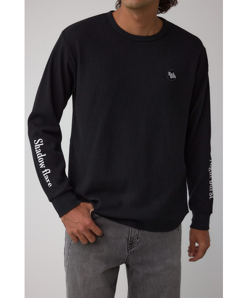 袖刺繍ワッフルトップス