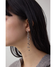 Uチェーンスウィングピアス