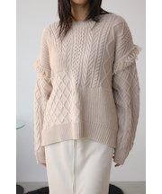 スイッチングフリンジニット