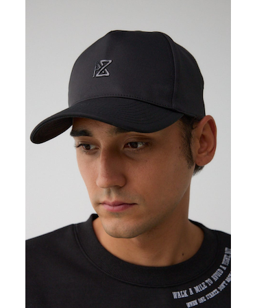 ロゴプレートキャップ