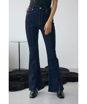 【WEB限定】AZUL DENIM センターステッチスリットフレアデニム