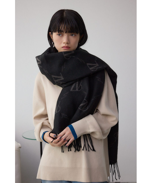 AZモノグラム柄ストール