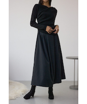 布帛ドッキングドレープニットワンピース