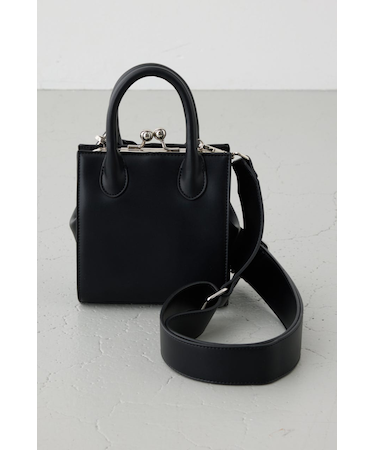 メタルフレームスクエアバッグ