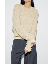 カールヤーンクルーネックニット