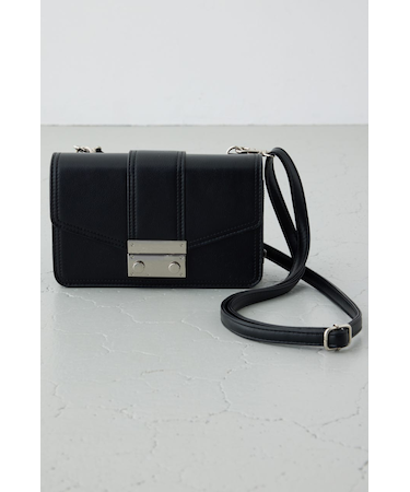 フラップデザインウォレットバッグ