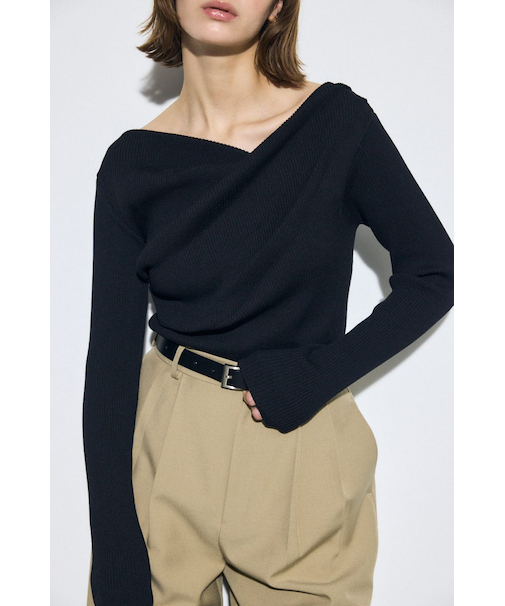 ドレープ長袖ニットトップス