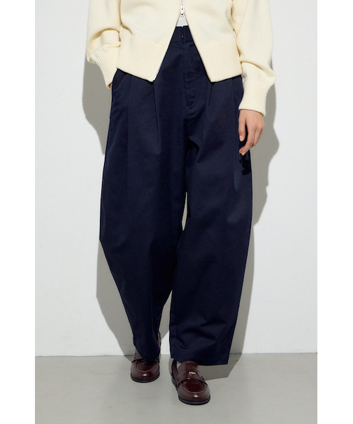 イージーチノカーブパンツ