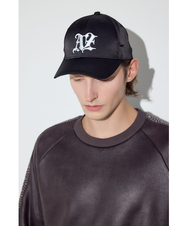 サテンロゴキャップ