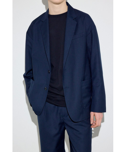 テーラードジャケット