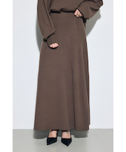 フレアニットロングスカート