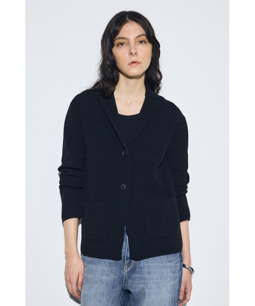 ニットテーラードジャケット