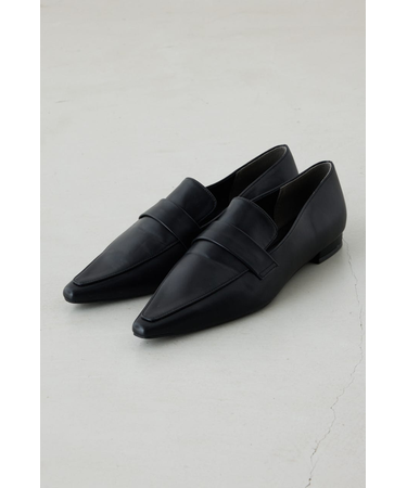 ポインテッドトゥローファー