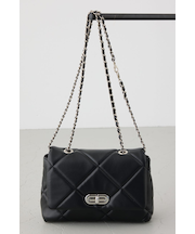 キルティングデザインフラップバッグ