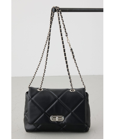 キルティングデザインフラップバッグ