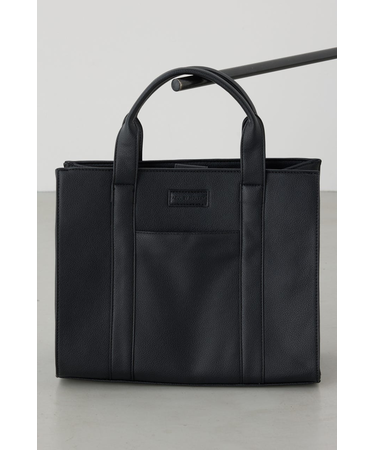 【SS先行アイテム】合皮スクエアミドルバッグ