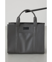 合皮スクエアミドルバッグ