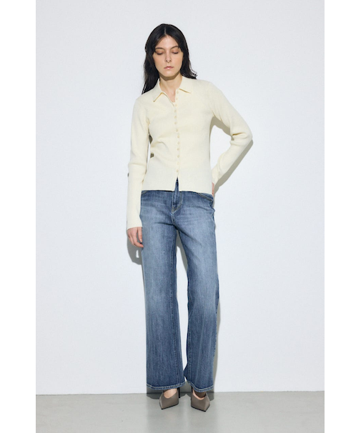 AZUL DENIM センタープレスフレアデニム ショート丈