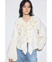 ラッフルロングスリーブブラウス