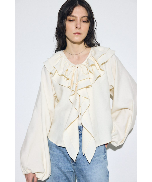 ラッフルロングスリーブブラウス