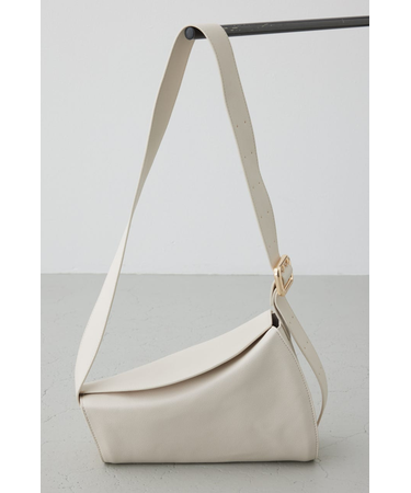 フェイクレザークロスボディバッグ