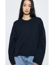 スリットヘムルーズプルオーバー