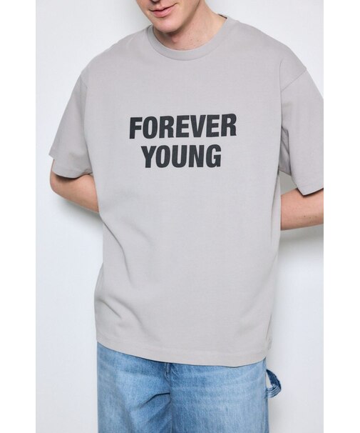 FOREVER YOUNG半袖Tシャツ