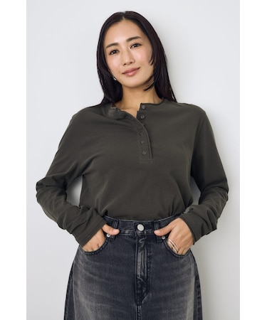 ドライタッチ ヘンリーネックトップス