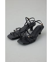 ナローストラップサンダル