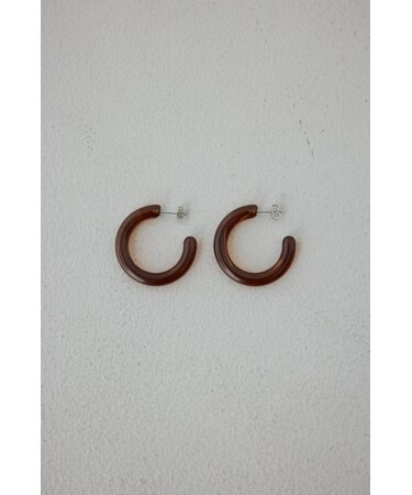 アクリルフープピアス