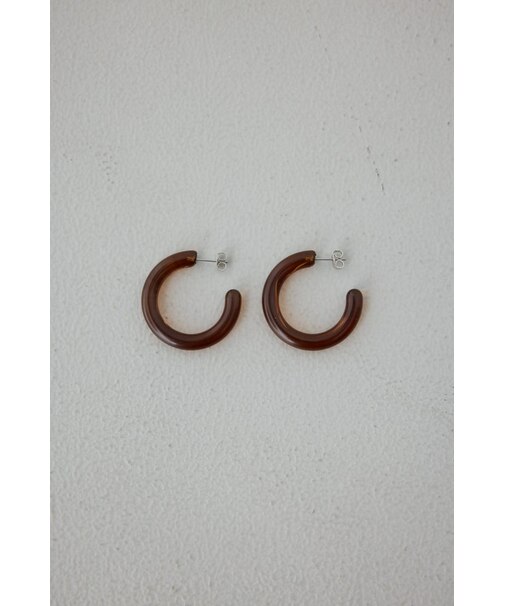 アクリルフープピアス