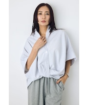 フロントタック半袖ドルマンブラウス