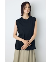 リュクスフローノースリーブトップス