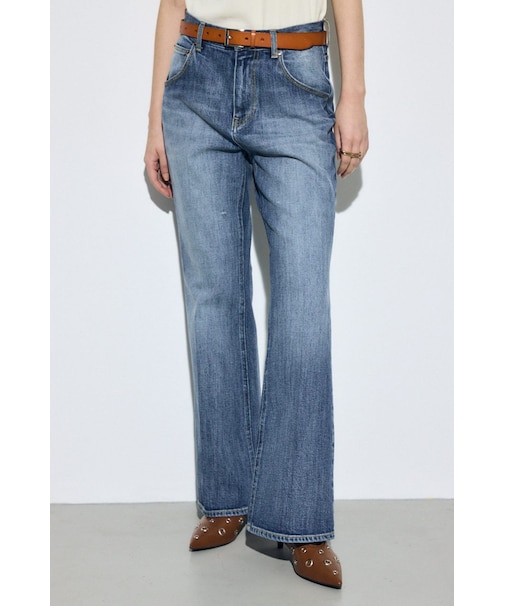 AZUL DENIM センタープレスフレアデニム