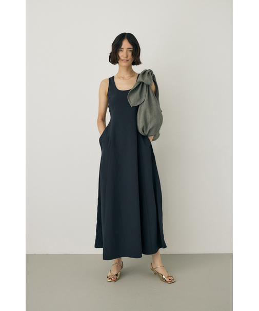 レースアップワンピース　リサイクルポリエステル使用