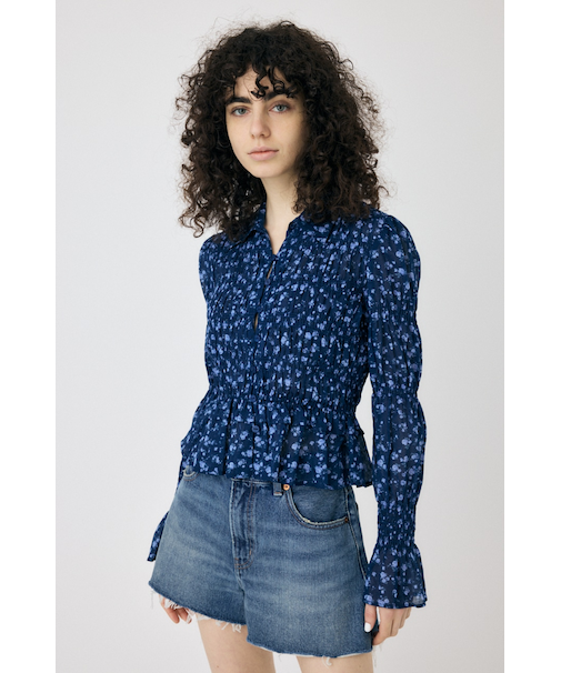 SHIRRING FLORAL フィットシャツ