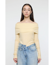 OFF SHOULDER カットトップス