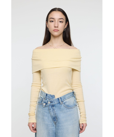 OFF SHOULDER カットトップス