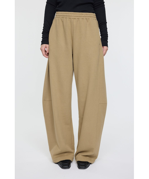 CURVE LINE SWEAT パンツ