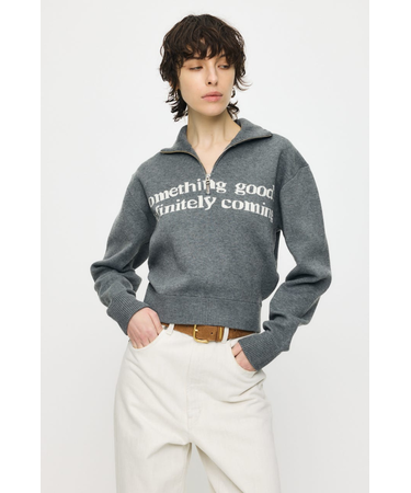 LETTERED HALF ZIPセーター