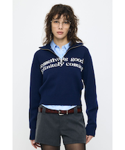 LETTERED HALF ZIPセーター