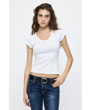 SUVIN GIZA PENTAGON NECK TEE